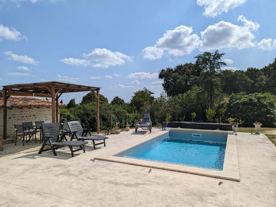 Maison familiale avec piscine privée et jardin pour 11 pers - FR-1-653-265 House in Nouvelle-Aquitaine