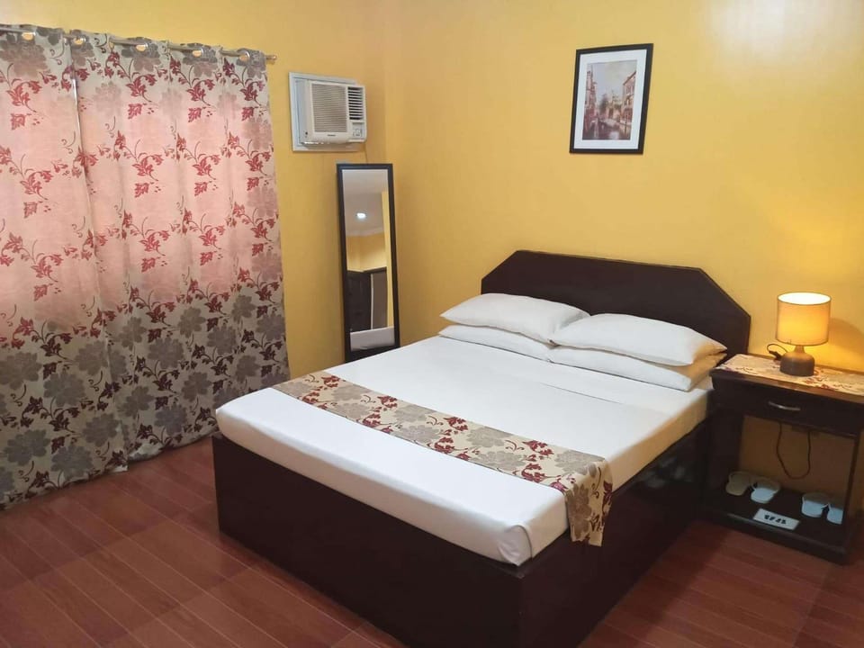 Twin Palm Guesthouse Hotel in Davao City
