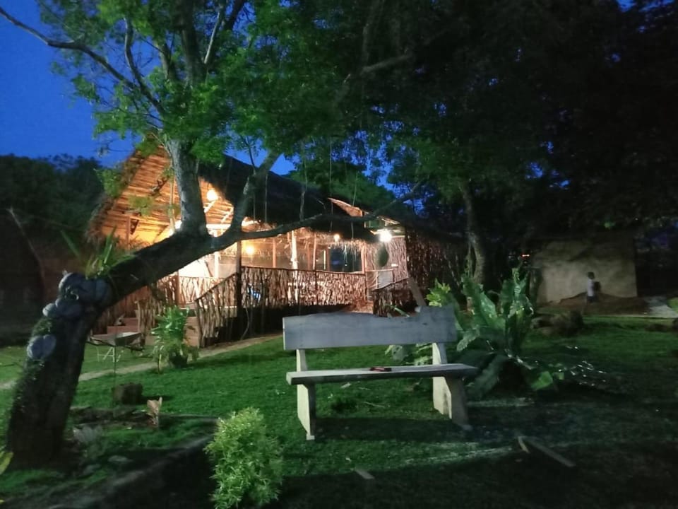 Property building, Restaurant/places to eat, Garden view