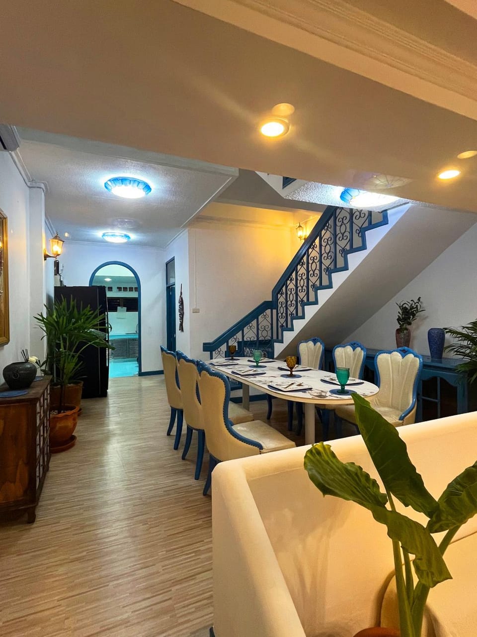 曼谷市中心素坤逸4卧 泳池别墅 近nana 近Asoka Villa in Bangkok