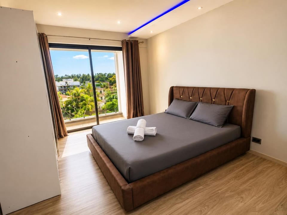 Bed, Bathroom, Balcony/Terrace, Bedroom, air conditioner