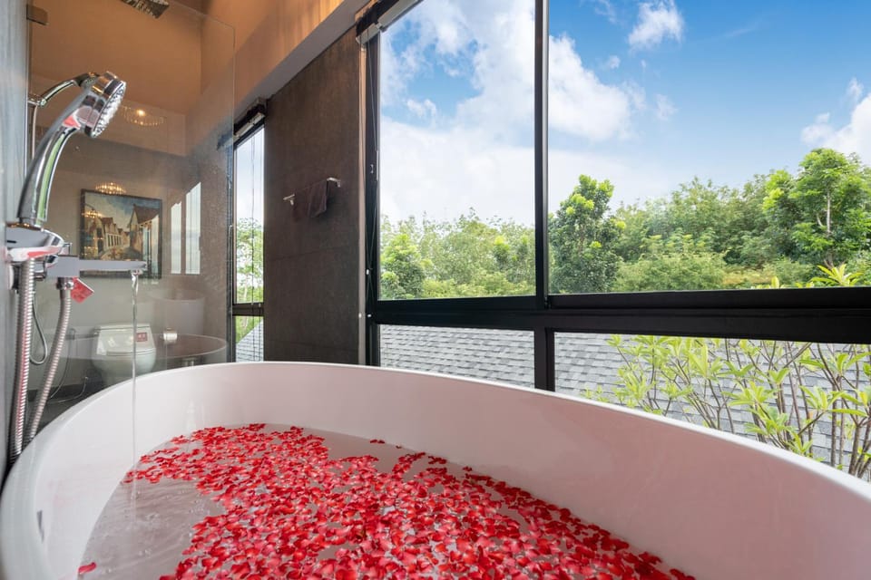 Bathroom, Bath