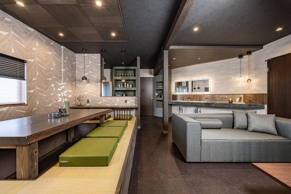Living room, Seating area