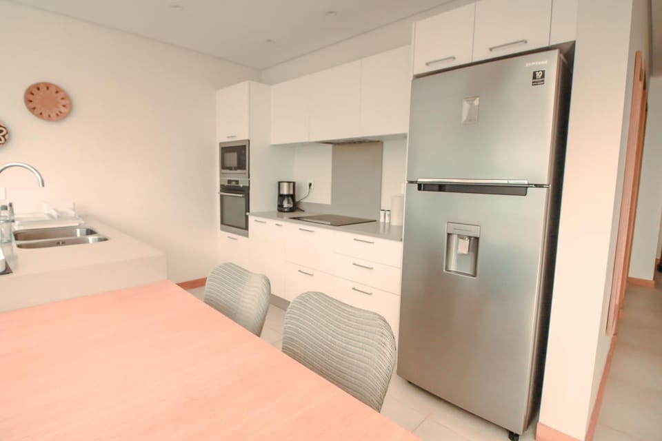 Kitchen or kitchenette, oven