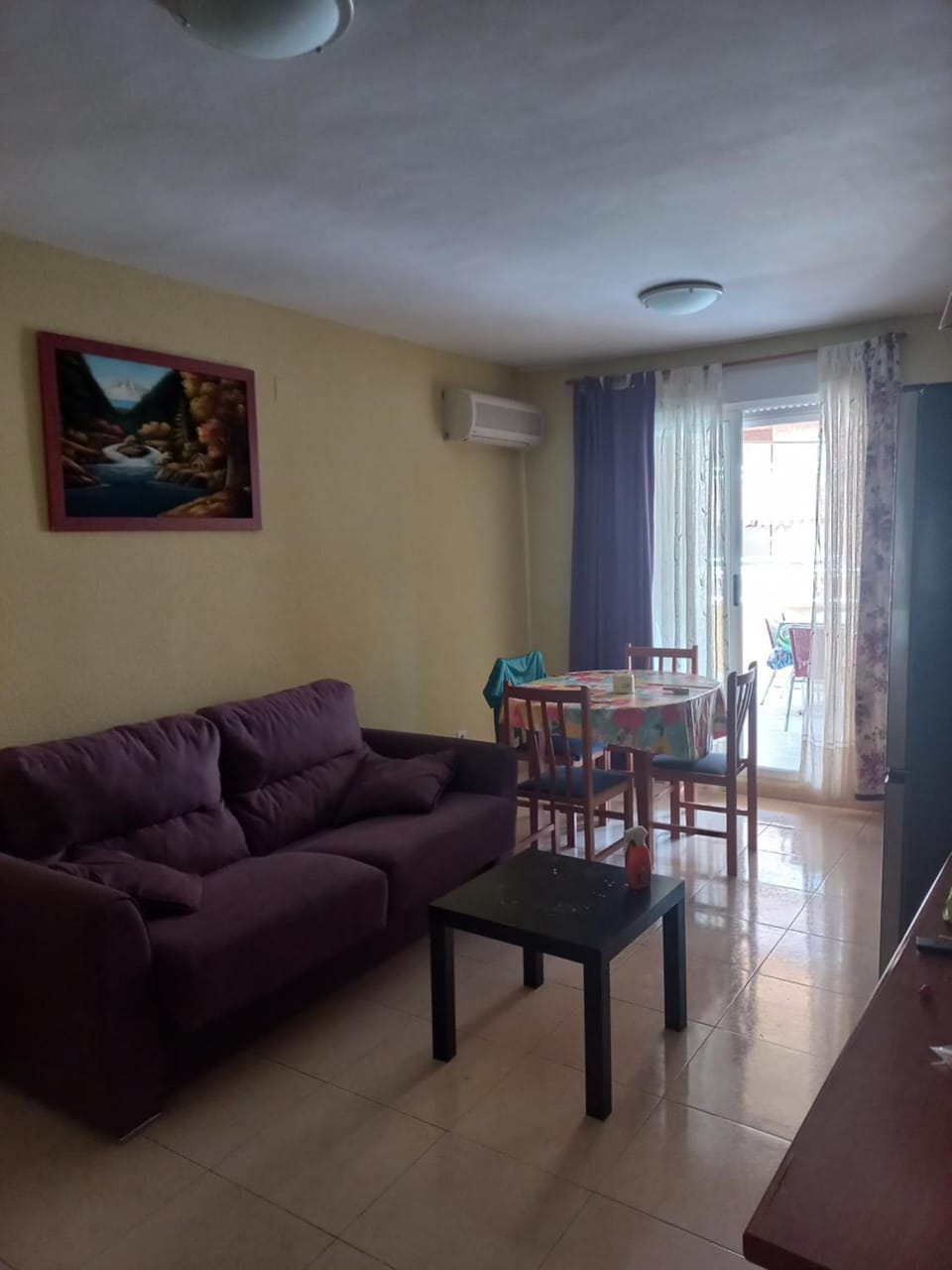Dining area, air conditioner