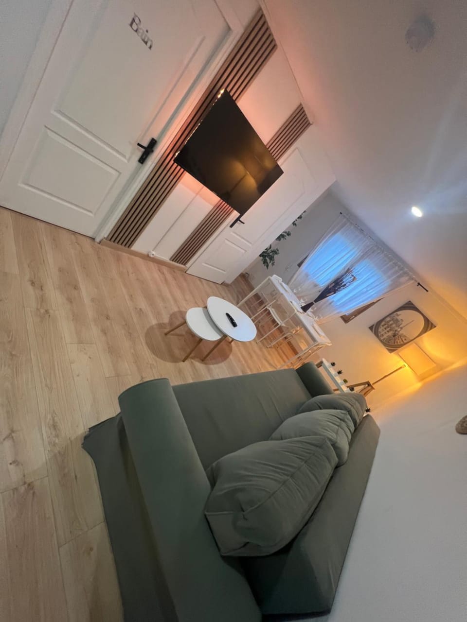 Appartement Près de Paris, Disney & CDG Apartment in Île-de-France