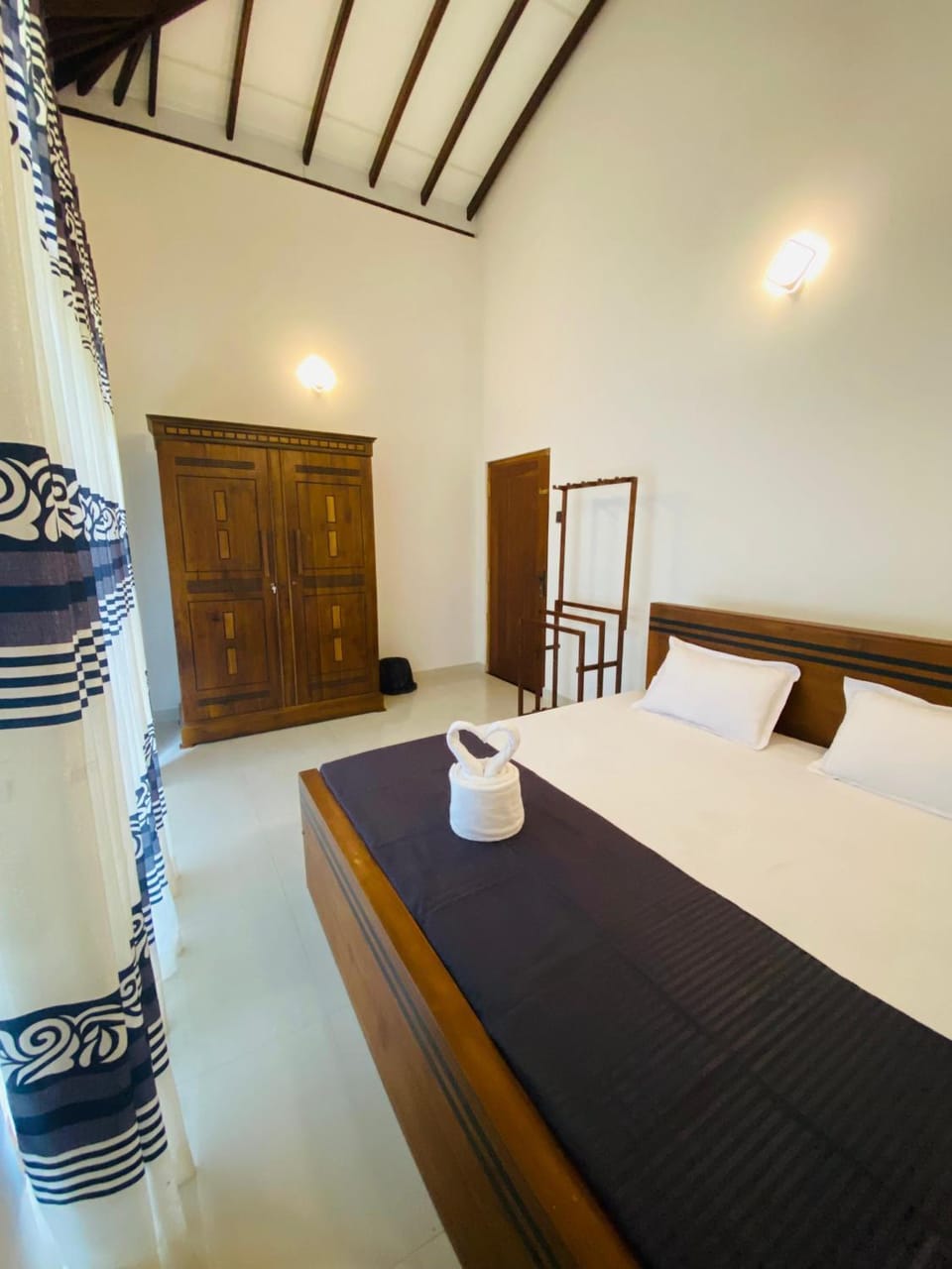 Villa Chingu Bed and Breakfast in Kamburugamuwa