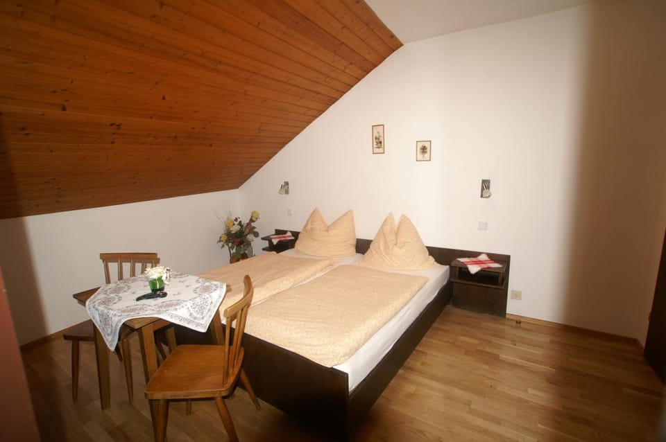 Gasthof zur Post Inn in Upper Austria