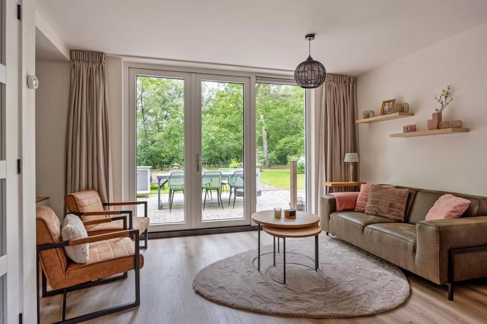 View (from property/room), Living room, Seating area