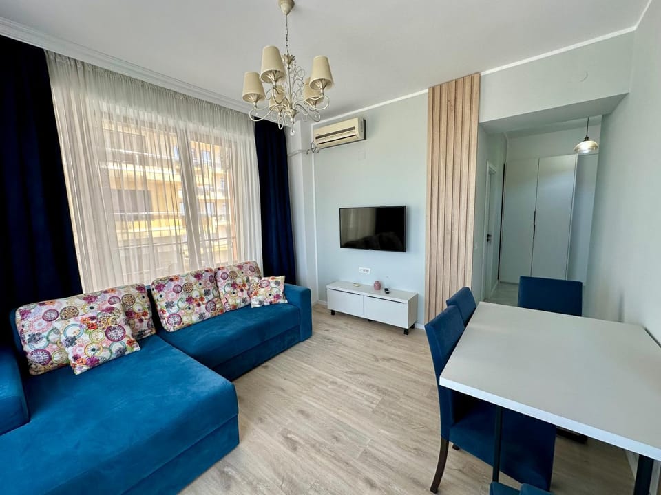 TV and multimedia, Seating area