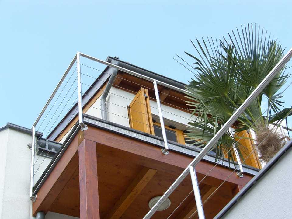 Facade/entrance, Balcony/Terrace