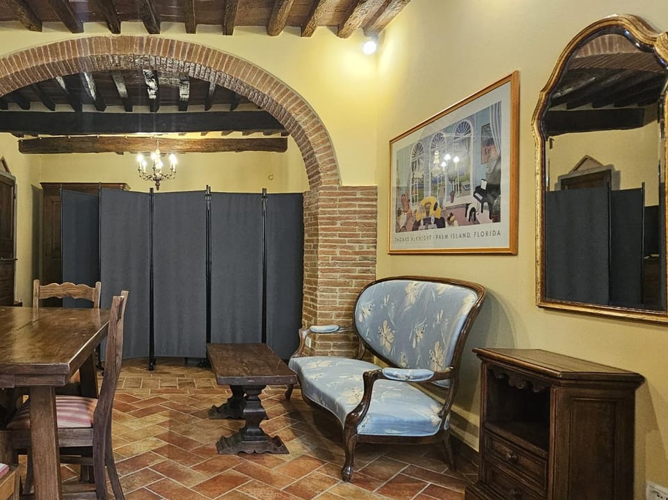 Seating area