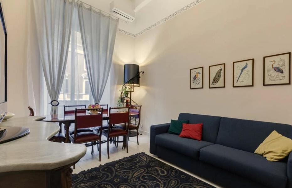 Communal lounge/ TV room, Library, Photo of the whole room, Seating area, Dining area, air conditioner, air conditioner