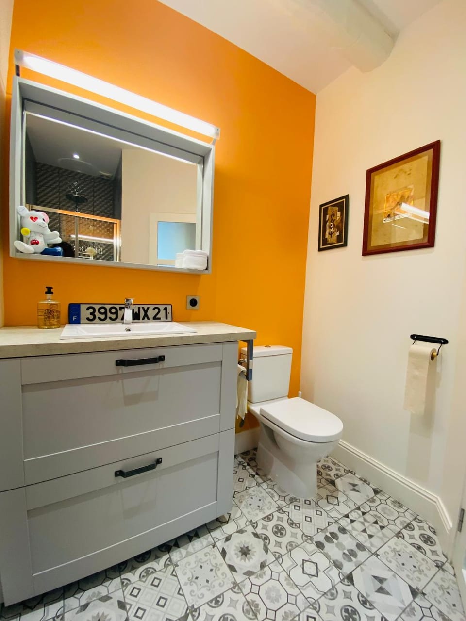 Toilet, Bathroom