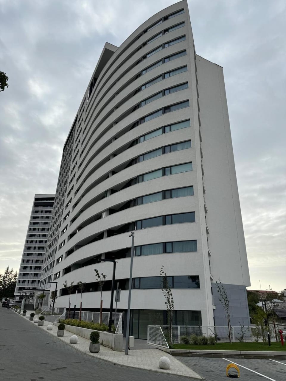 Property building, Day, Neighbourhood, City view, Street view, Location
