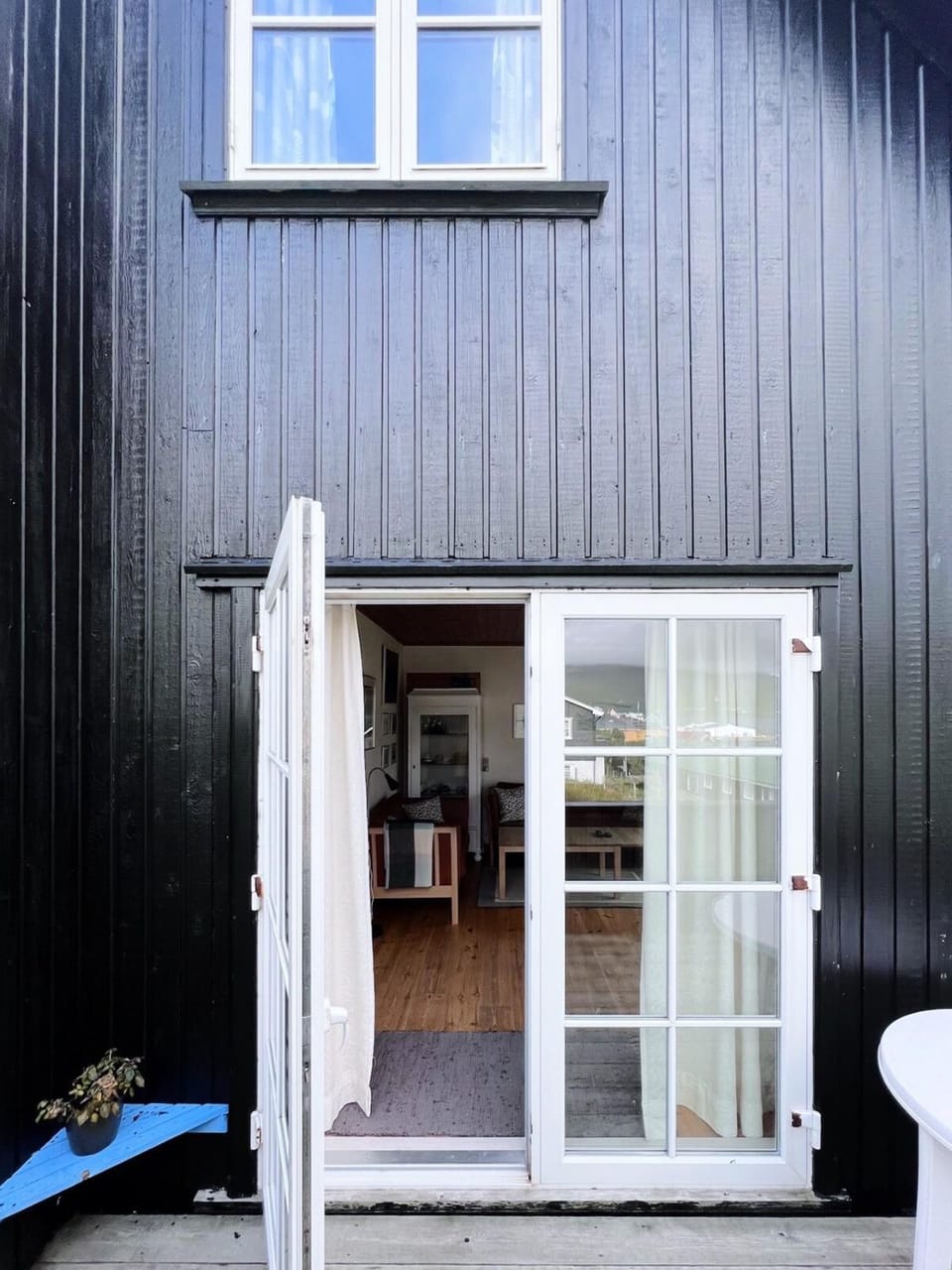 Charming 3-Bedroom Home with Stunning Fjord Views House in Europe