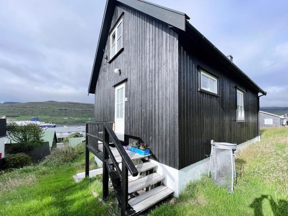 Charming 3-Bedroom Home with Stunning Fjord Views House in Europe