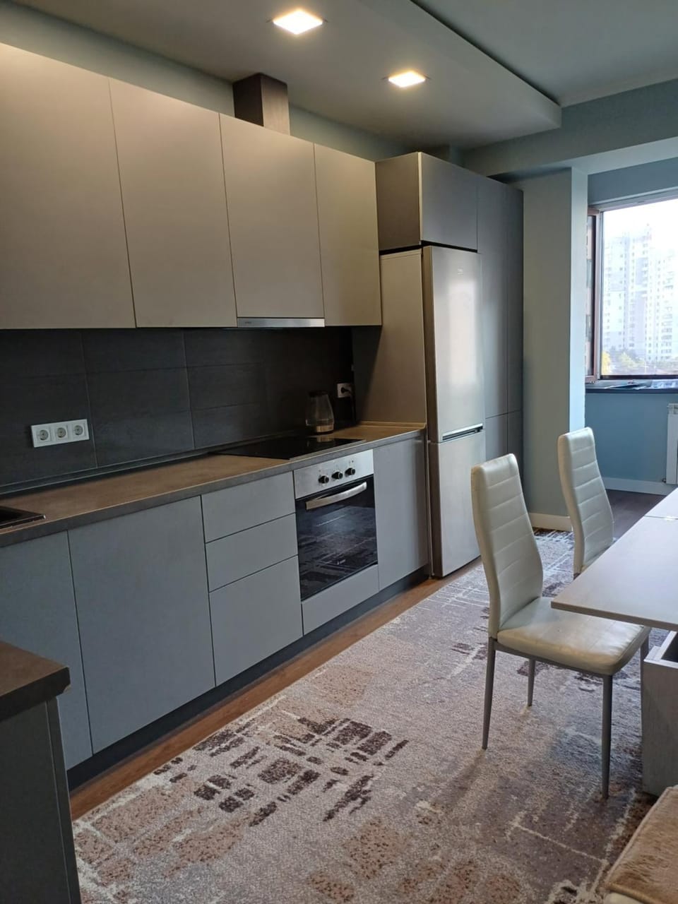 Dining area, oven, stove
