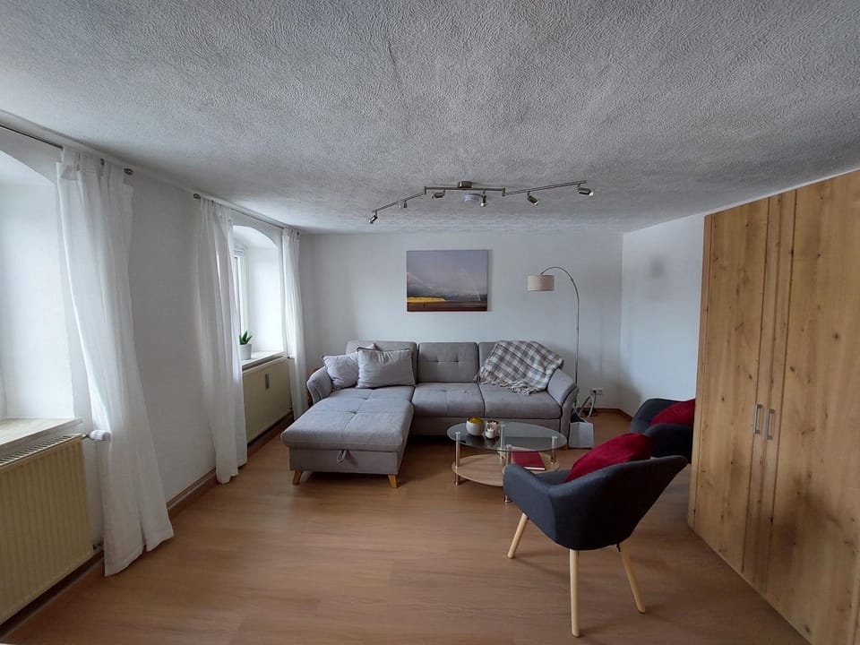 Living room, Photo of the whole room