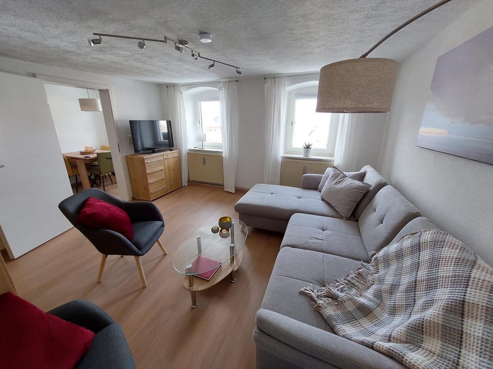 TV and multimedia, Living room, Photo of the whole room, Seating area