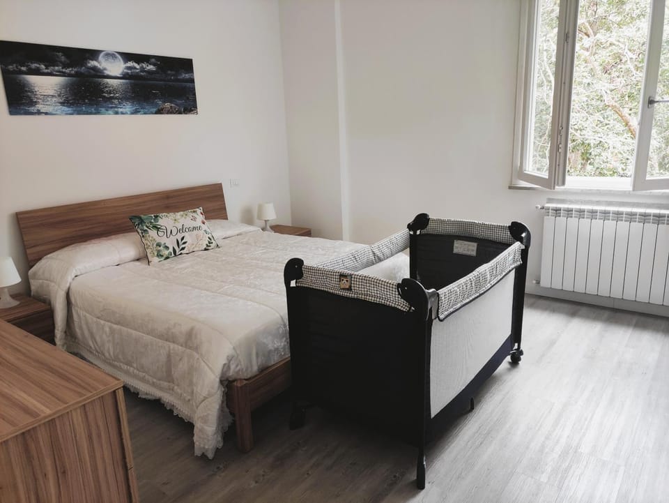 Bed, Bedroom, cot
