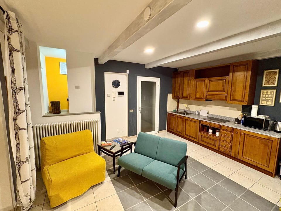 HistoricOmegna Apartment in Omegna