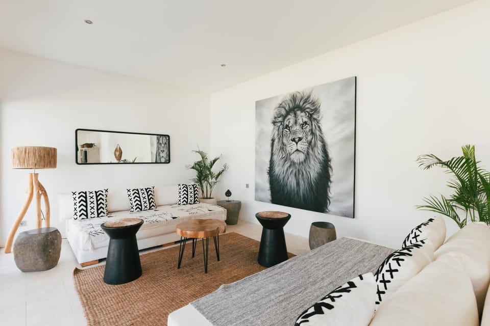 Living room, Decorative detail, Seating area