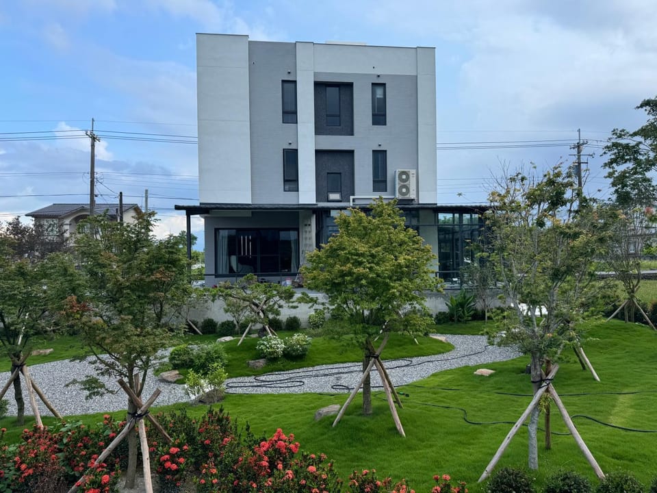 Garden, Garden view
