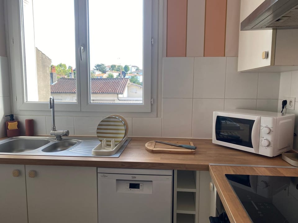 dishwasher, microwave