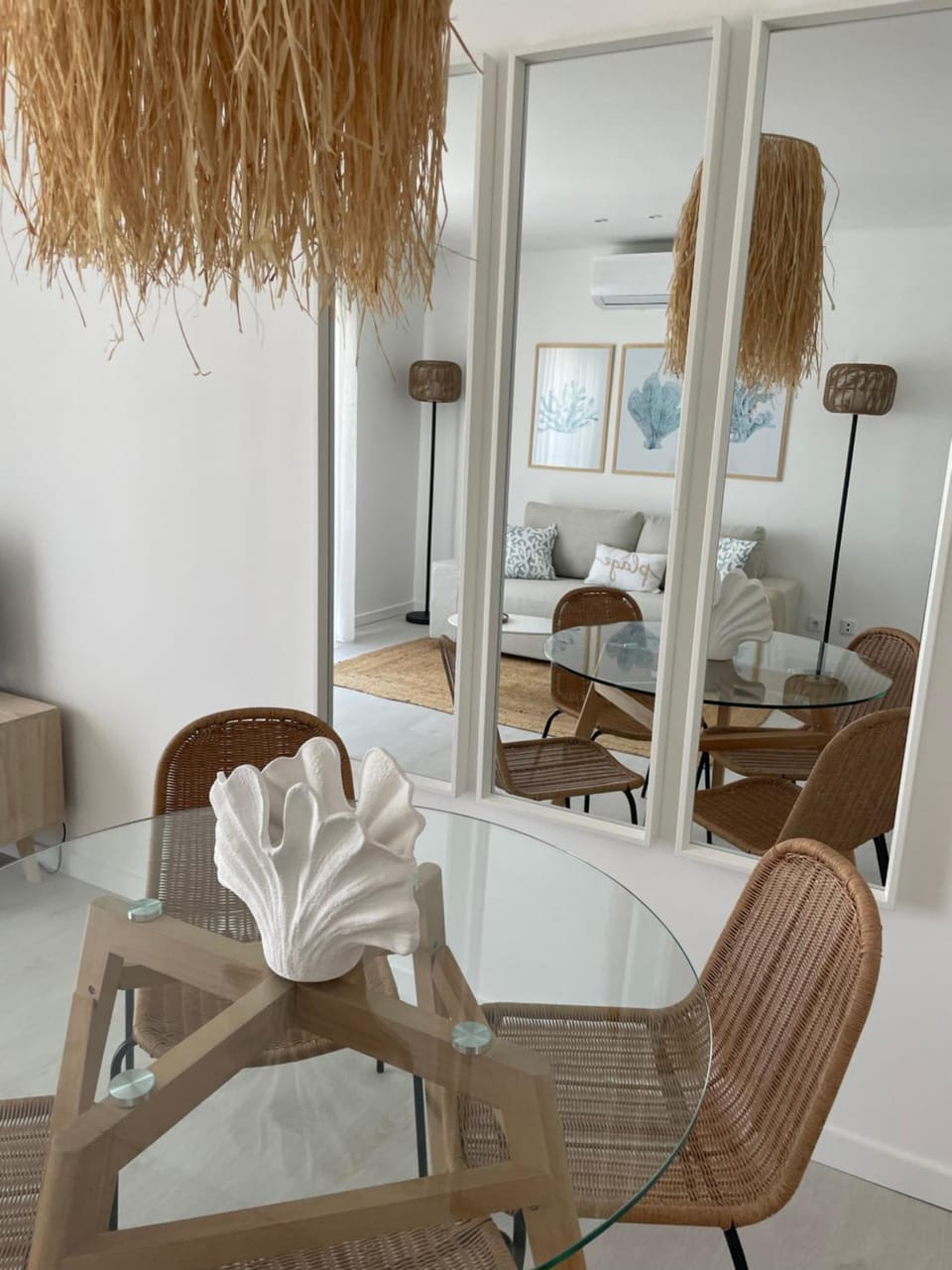 Living room, Seating area, Dining area