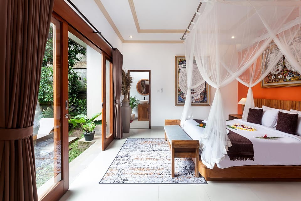 Garden, Bedroom