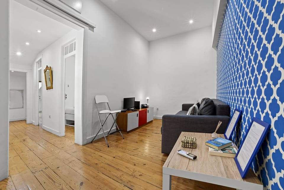The Blue House - Camões Cool Loft Apartment in Lisbon
