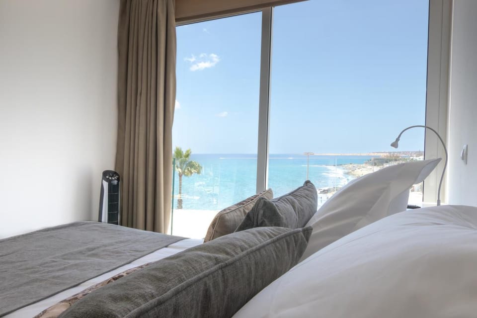 Bedroom, Bedroom
