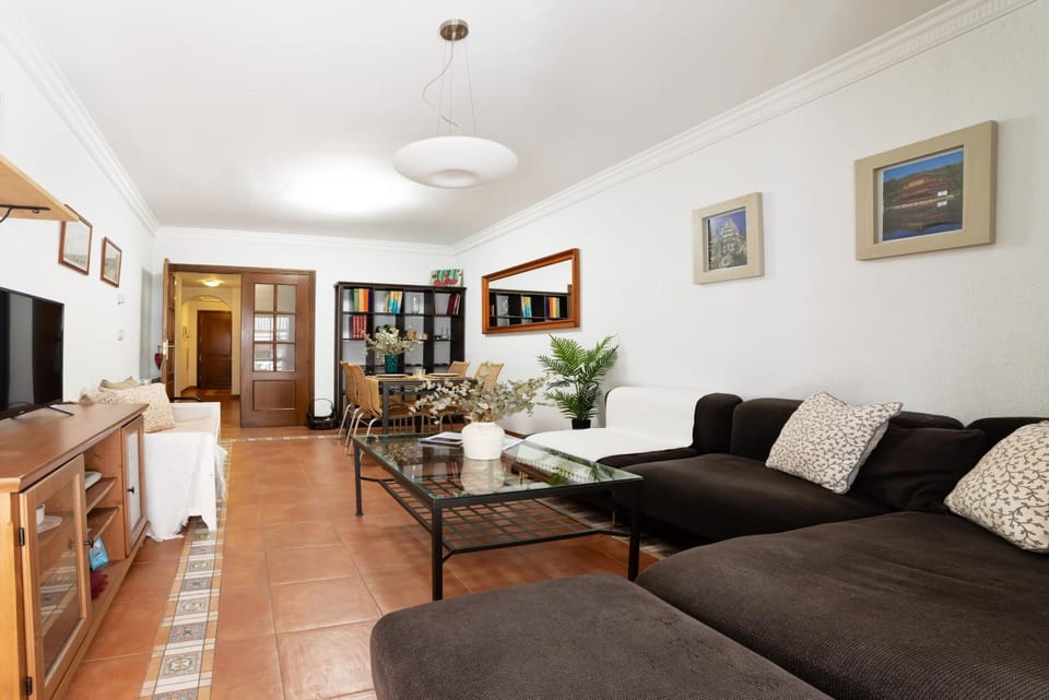 TV and multimedia, Living room, Dining area