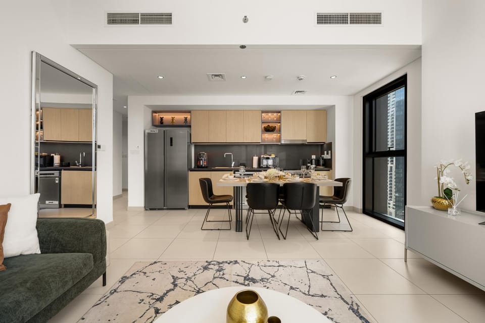 Kitchen or kitchenette, Seating area, Dining area, dishwasher, oven, stove, toaster