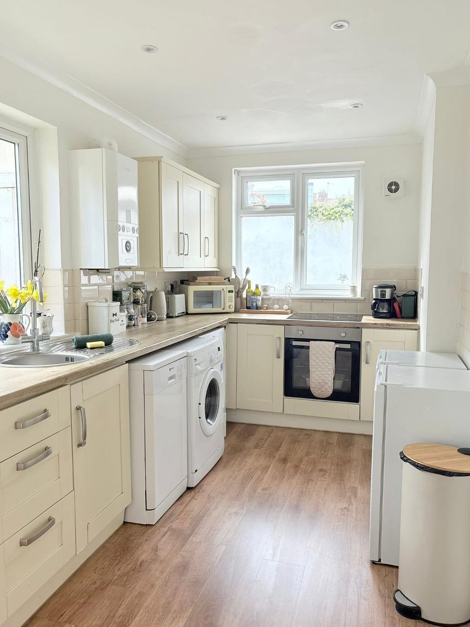 Beach Walk Cottage House in Tendring District
