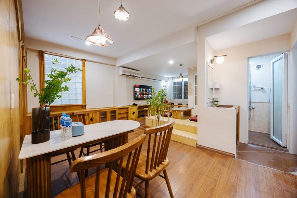 VietHOME- 201 The Healing Apartment for Group-Netflix Apartment in Hanoi