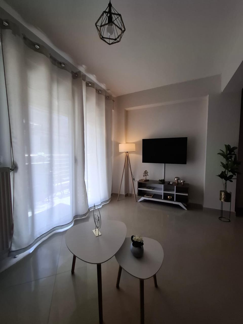 TV and multimedia, Seating area