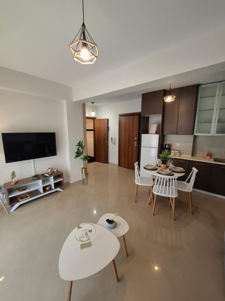 Kitchen or kitchenette, Seating area