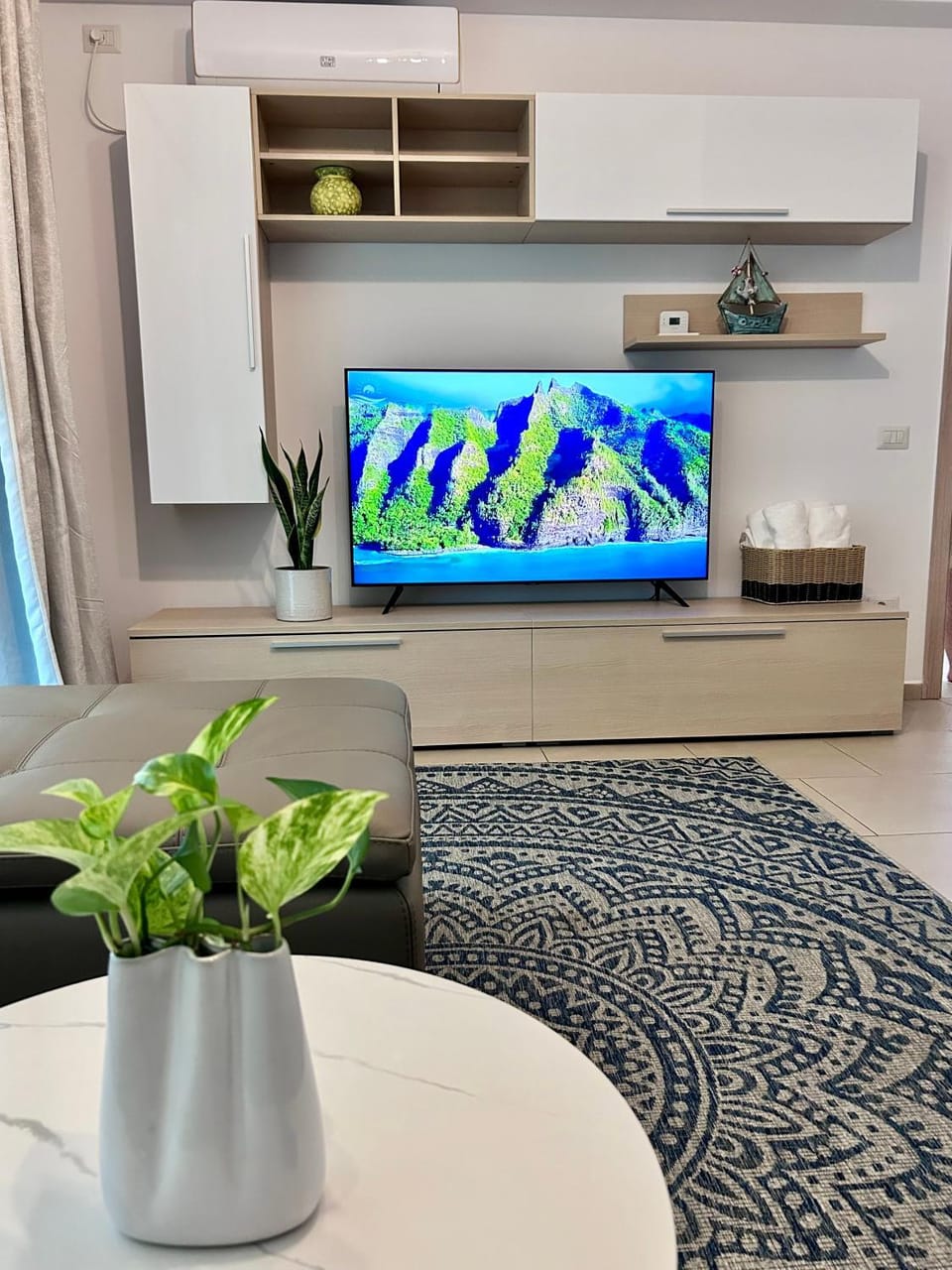 EM House Apartment in Bucharest