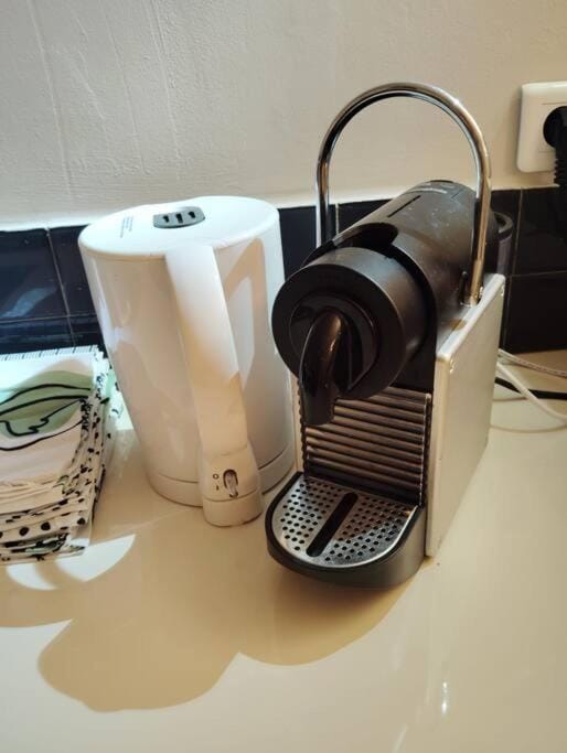 Coffee/tea facilities, Kitchen or kitchenette