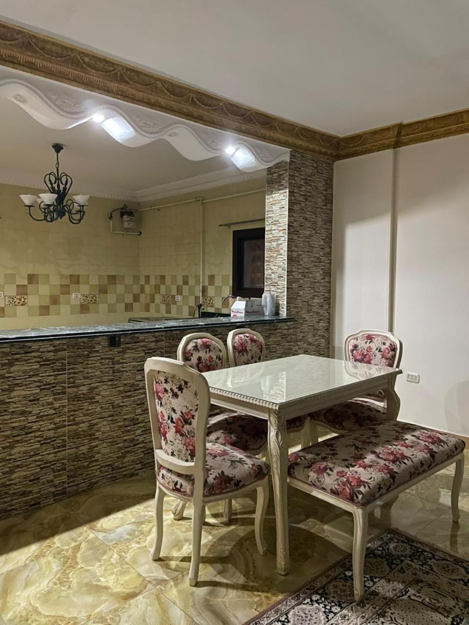 Living room, Dining area