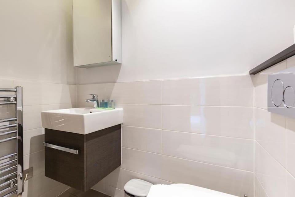 Luxury Soho Apartment R3 Apartment in City of Westminster
