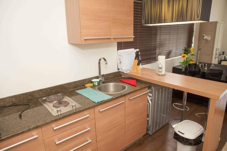 Close to Beach King Suite in Town Center Apartment in Rio Hato