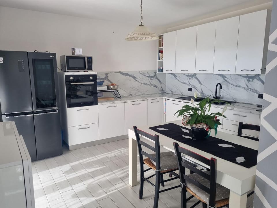 Da Loredana Apartment in La Caletta