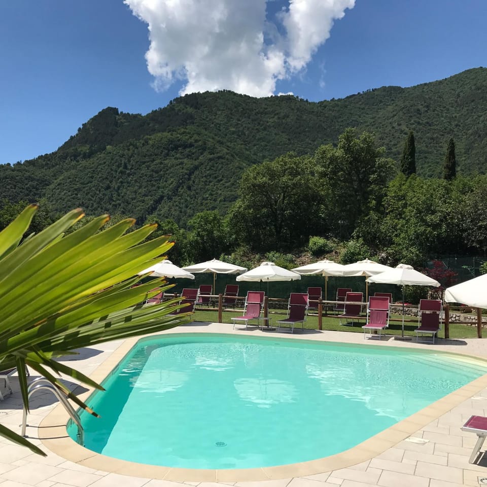 Residence Garden Apartment in Tignale