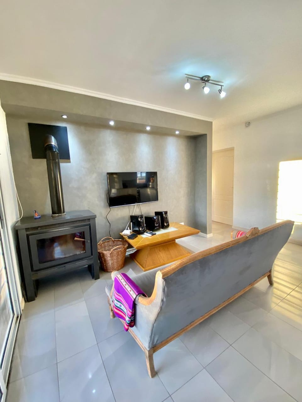 Living room, heating
