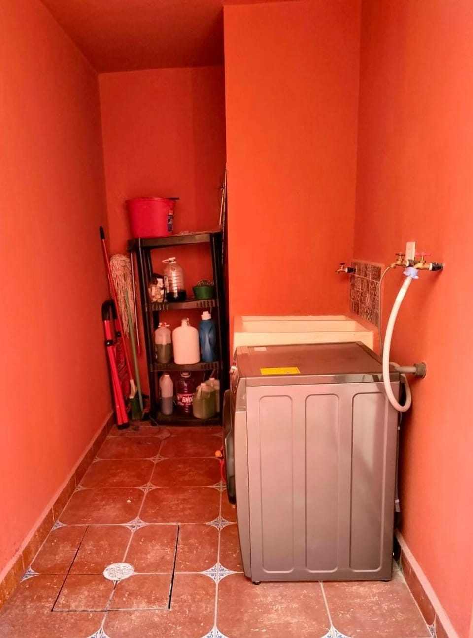 laundry, washing machine