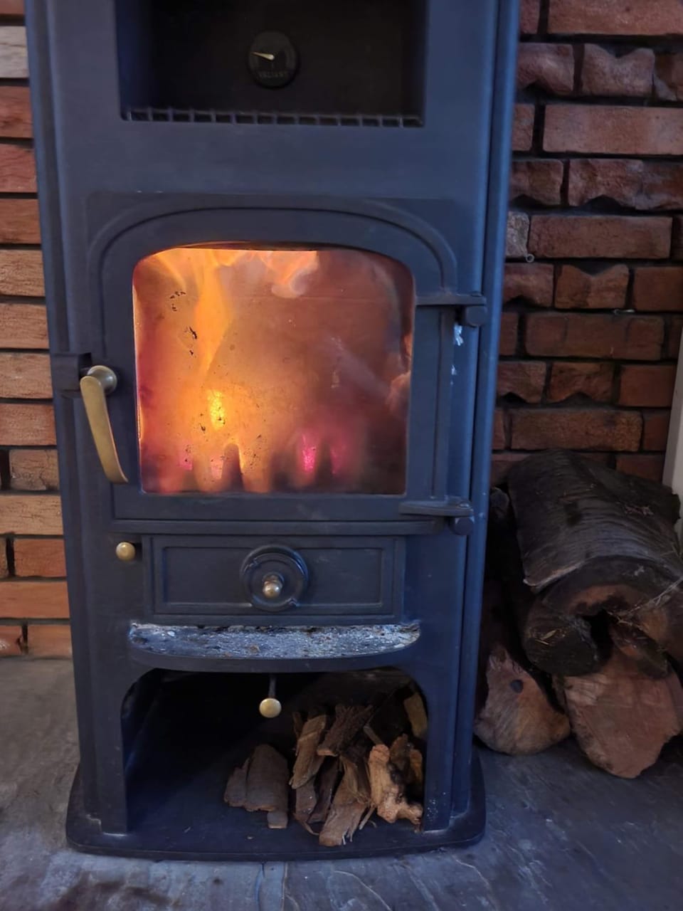 fireplace, fireplace