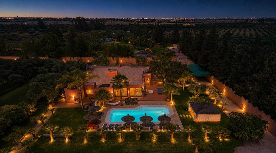 Villa Riad Dielkoum Piscine privée Chauffée & Fibre Villa in Marrakesh